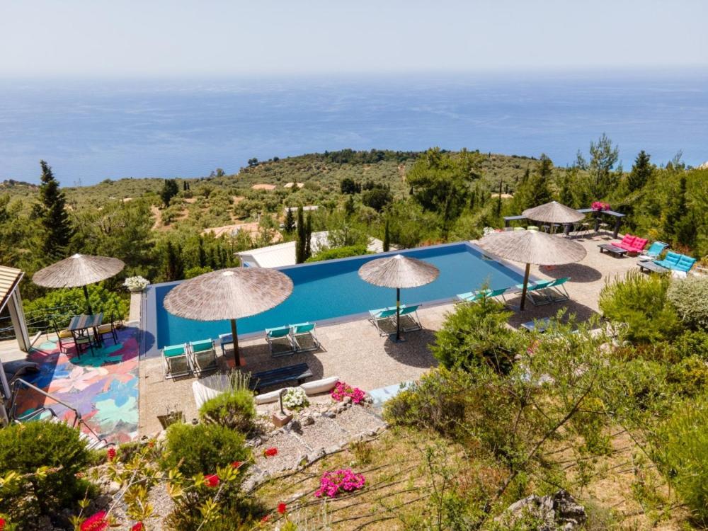 Serenity Boutique Suites Athánion Eksteriør bilde