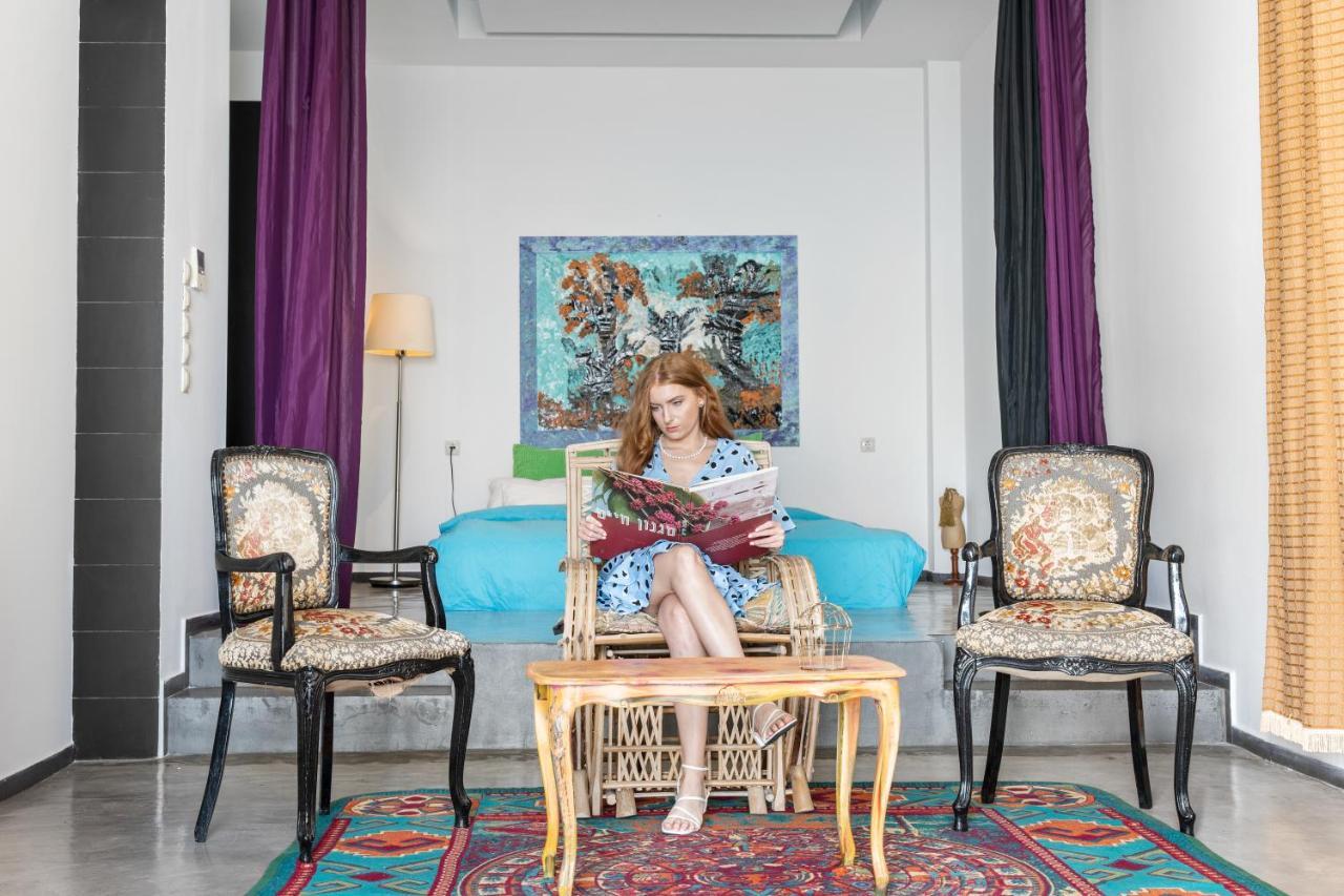 Serenity Boutique Suites Athánion Eksteriør bilde