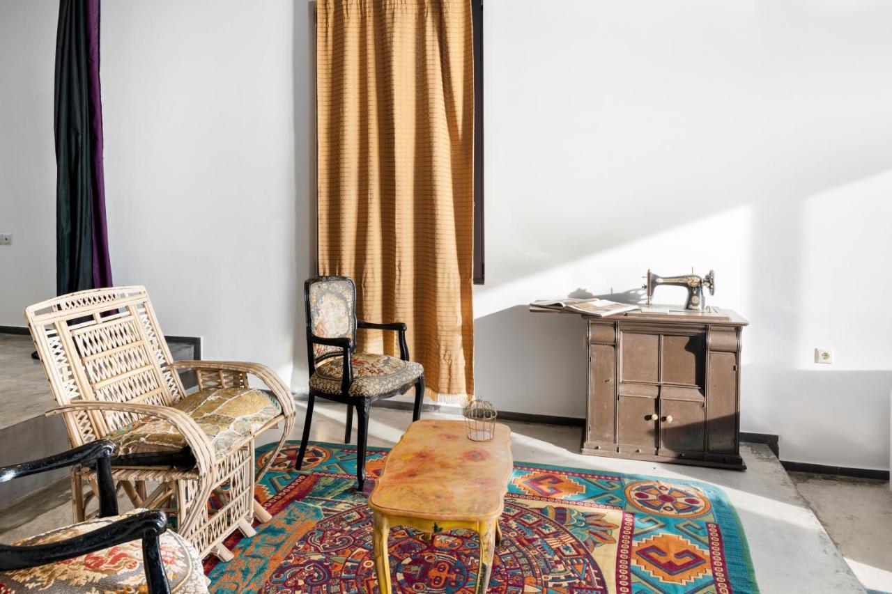 Serenity Boutique Suites Athánion Eksteriør bilde