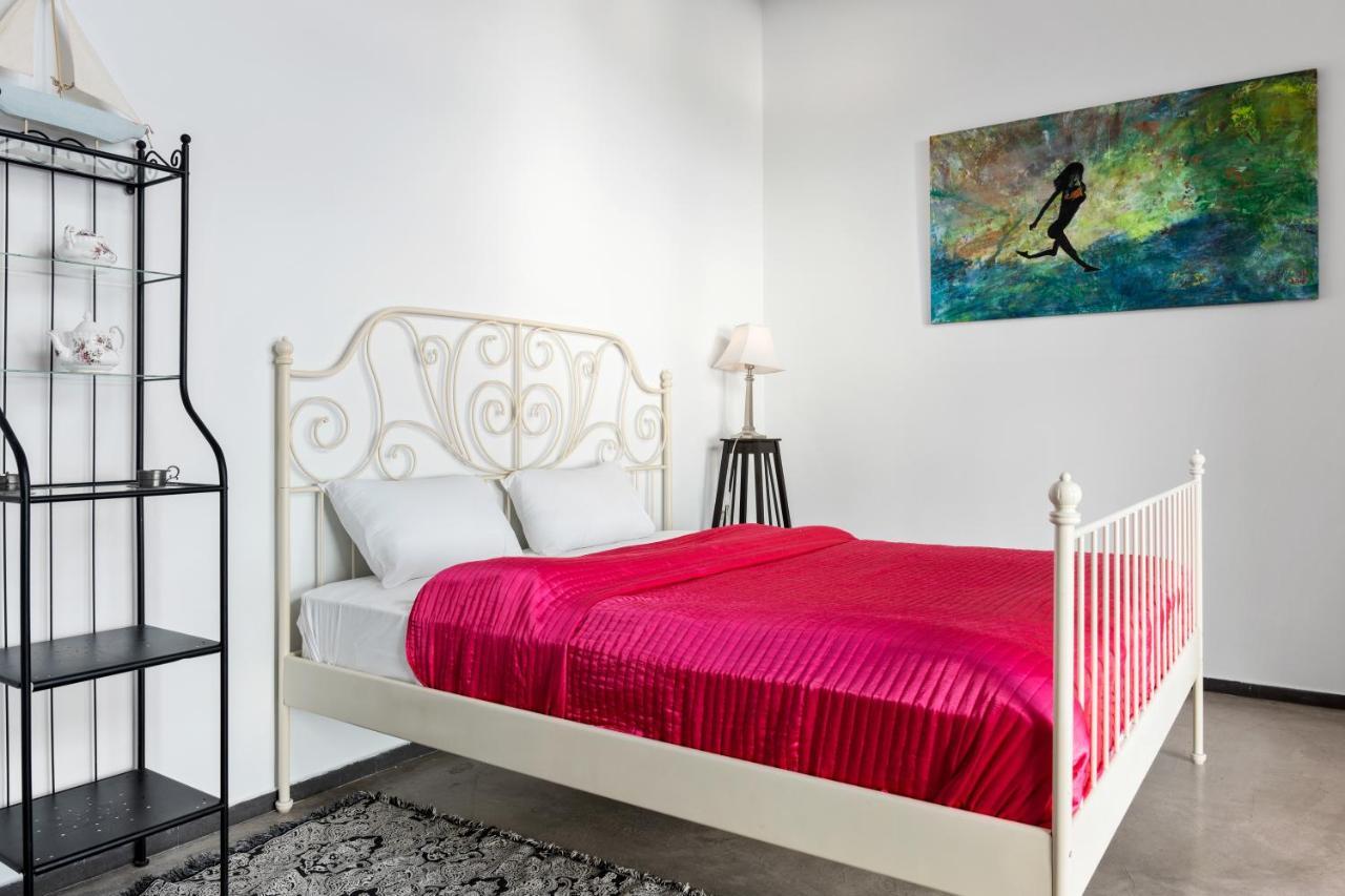 Serenity Boutique Suites Athánion Eksteriør bilde